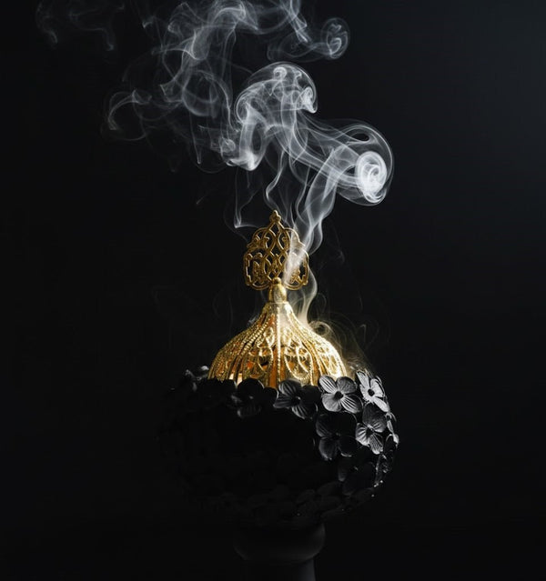 Luxury Decorative LED Table Lamp with Gold Top